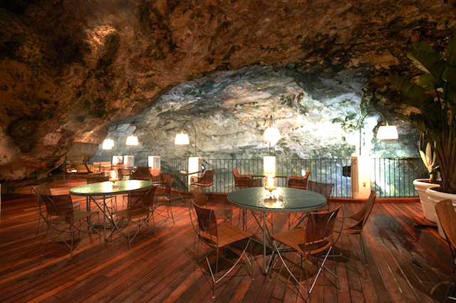 Luxury restaurants an unforgettable experience inside a cave lighting room