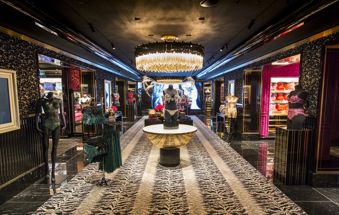 Inside the first Victoria's Secret store in India
