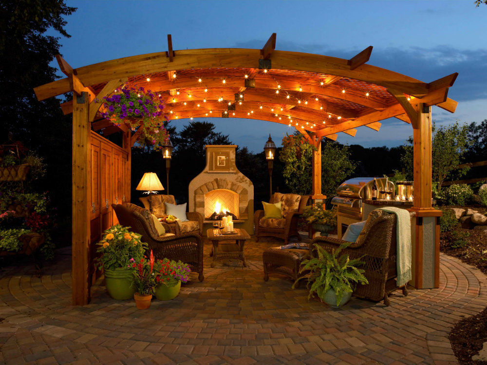 How To Create The Perfect Fall Outdoor Area 04