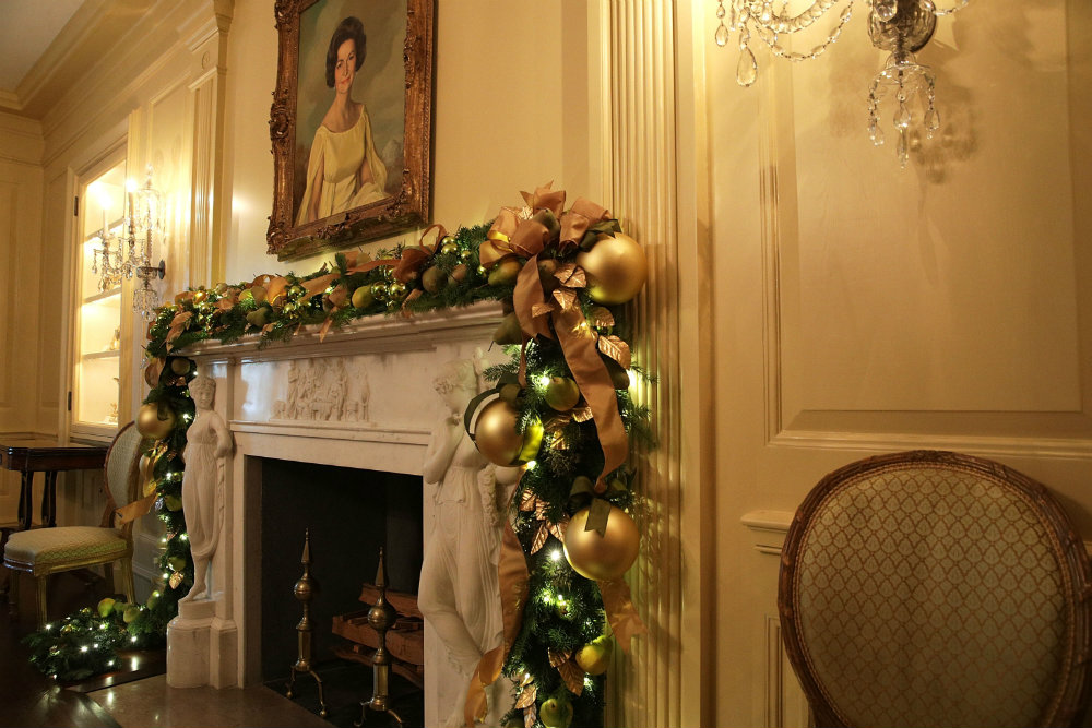 The White House Has Revealed the Christmas 2017 Decorations 08