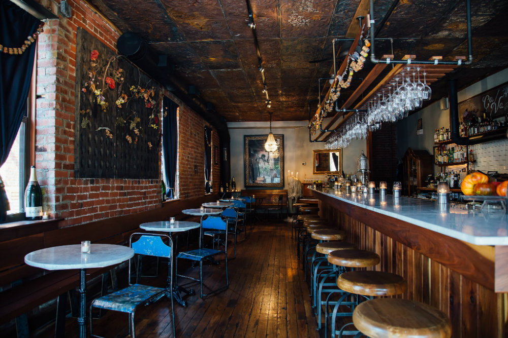 Stunning Champagne Bars Across the U.S. To Sprend NYE 03