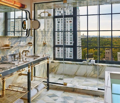 Luxury hotels: Discovering Viceroy Hotel NYC bathroom ambient lighting