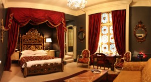 Find 10 Most Expensive Hotel Rooms in The World