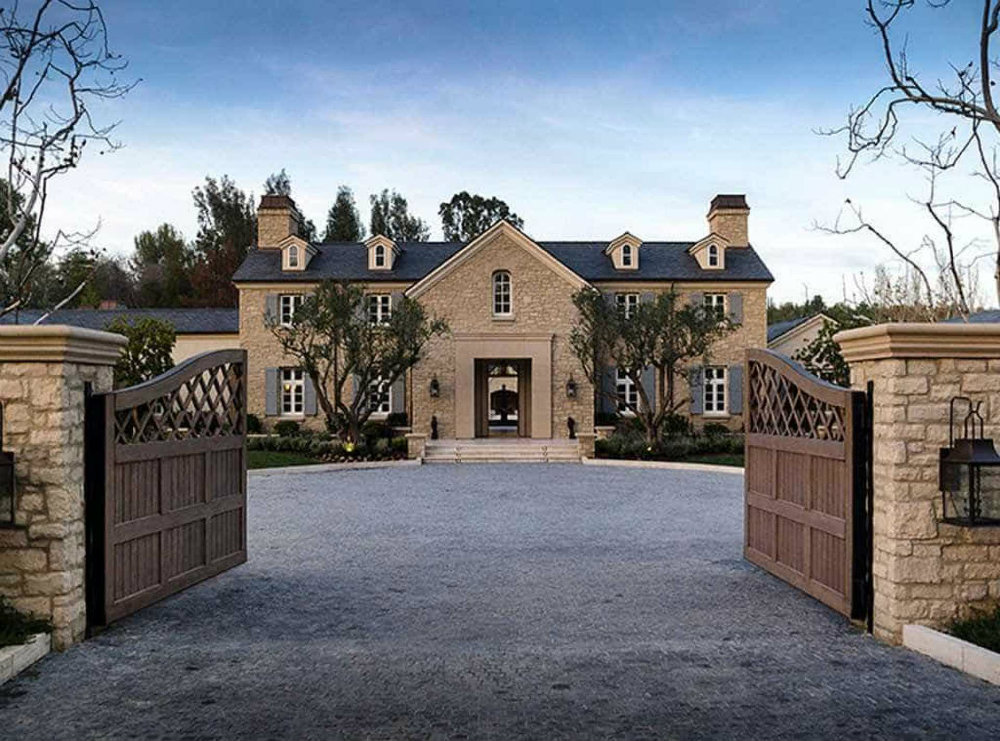 Celebrity Homes The Houses Of The Kardashian Jenner Family