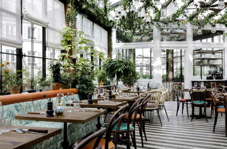 5 Stylish & Inspiring Restaurant Designs