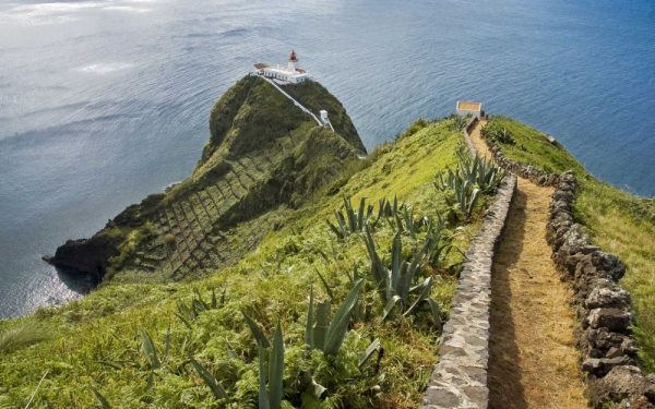 5 Reasons To Visit The Azores