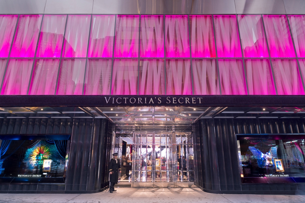 What's a bombshell bra? Victoria's Secret opens on Grafton Street