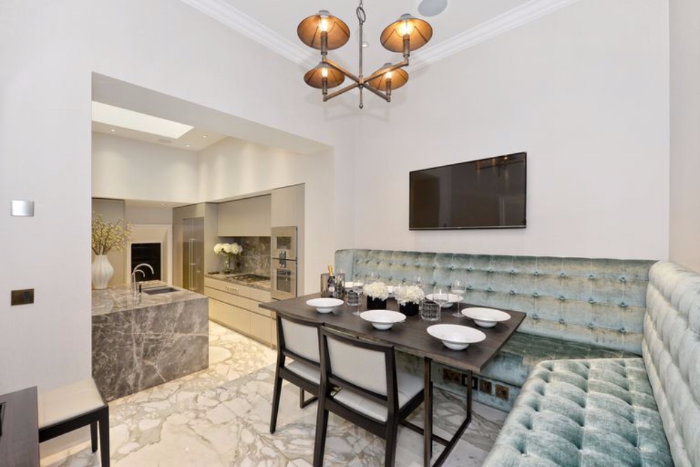 private square gardens Belgravia Mansion_ Get to Know This Luxurious Property