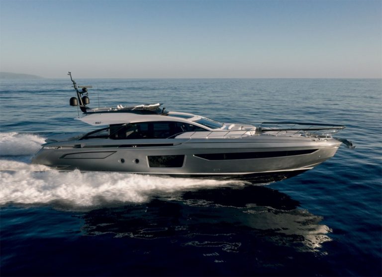 The E-Boat Show: Azimut Yachts' Virtual Lounge and Boat Series