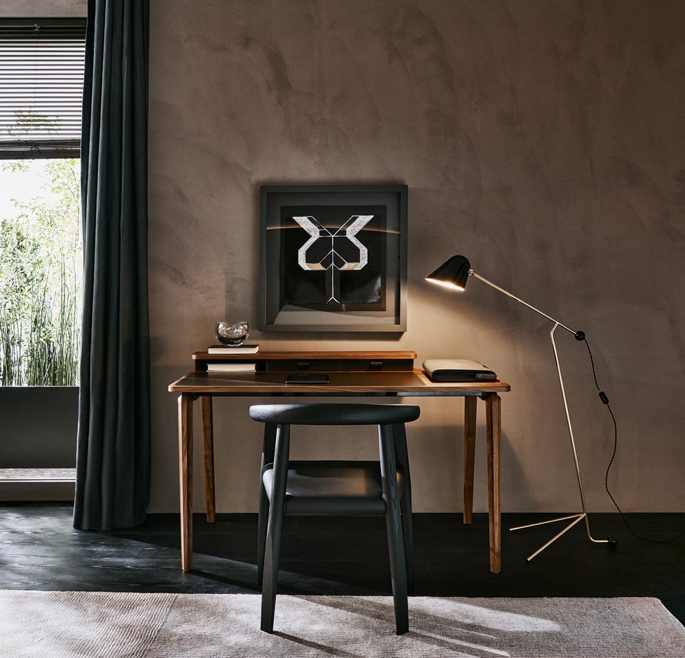 Top 25 Luxury Desks to Modernize Your Home Office Decor In 2023