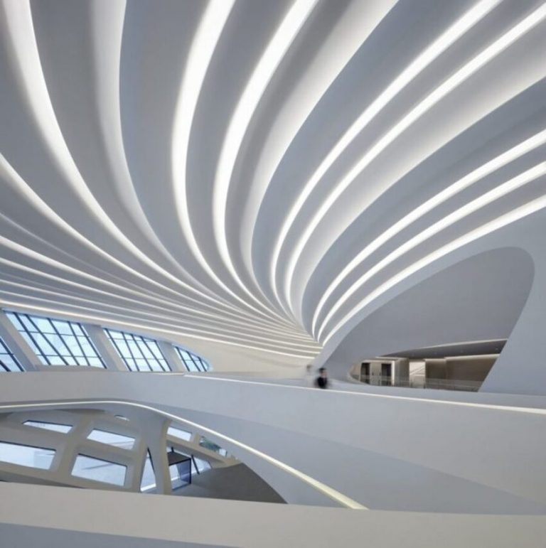 Zaha Hadid: The Prominent Design Figure With Excellent Projects