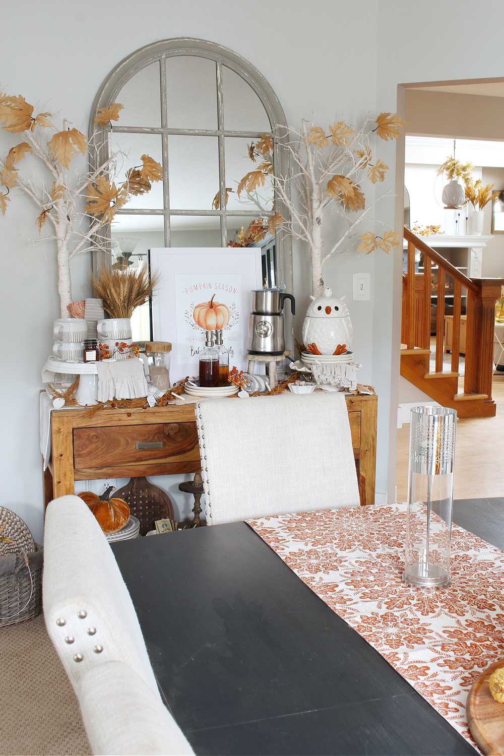 Top 4 Luxury Pieces To Add The Perfect Fall Decor To Your Home