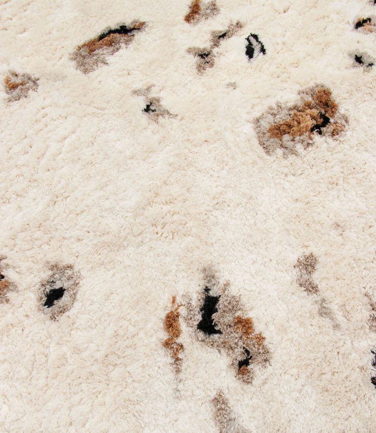 Fluffy Rugs That Will Keep Your Feet Warm