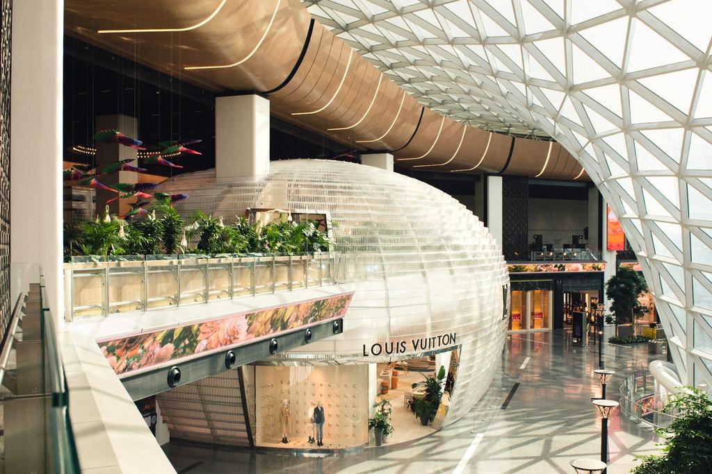 Louis Vuitton: Discover The New Airport Lounge In Doha