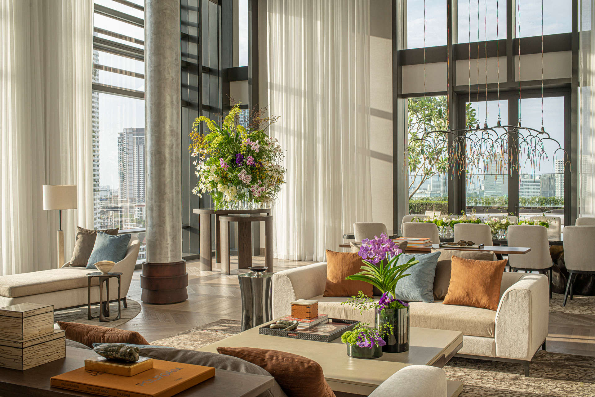 Four Seasons Hotel Bangkok