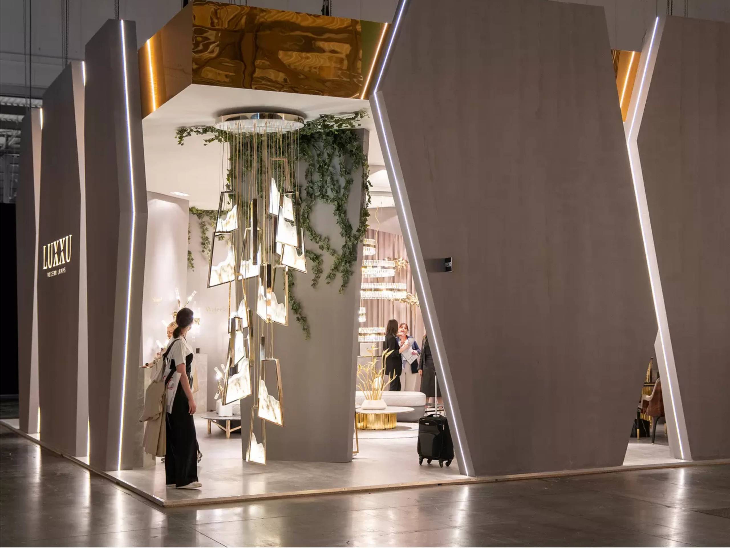 Magna Chandelier at Euroluce 2023